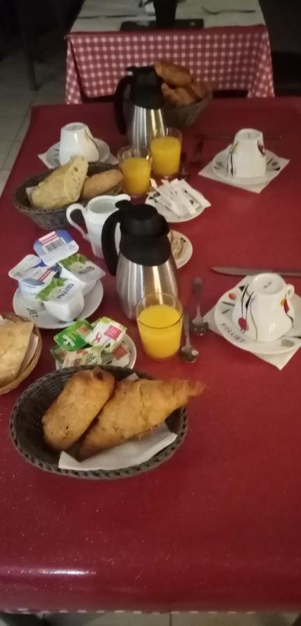 Le Grand Jardin Hotel Aujargues Luaran gambar