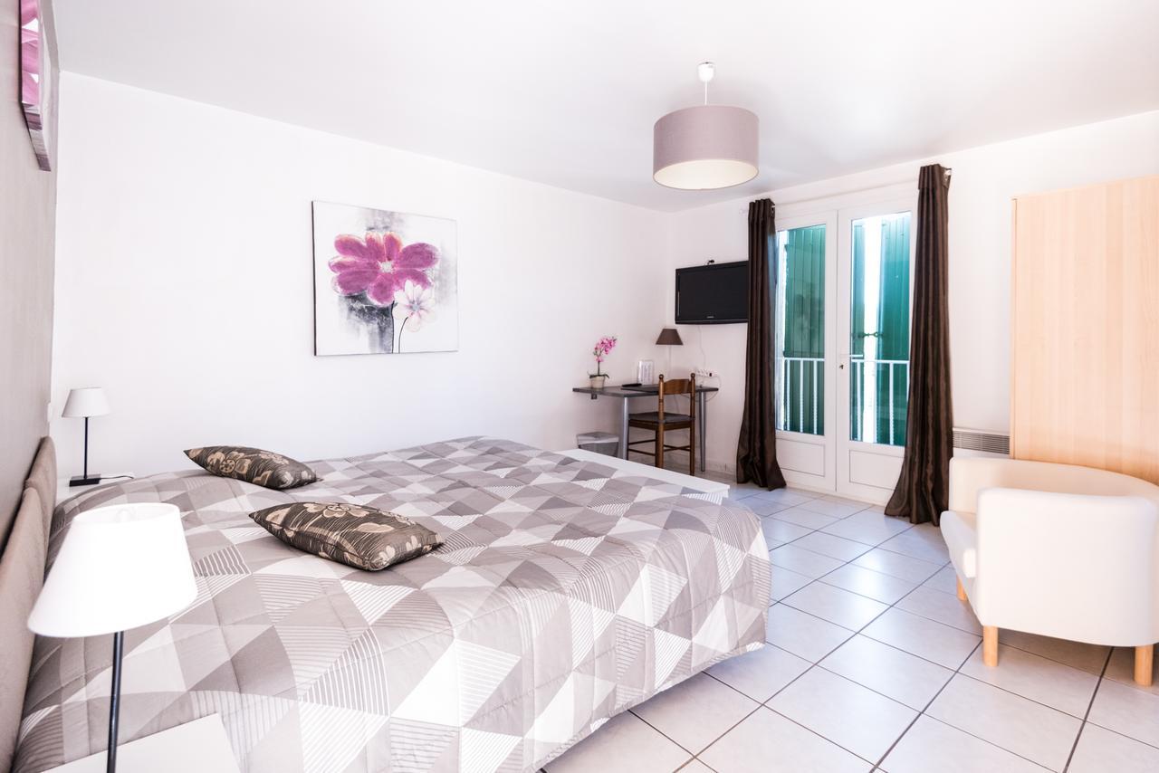 Le Grand Jardin Hotel Aujargues Luaran gambar