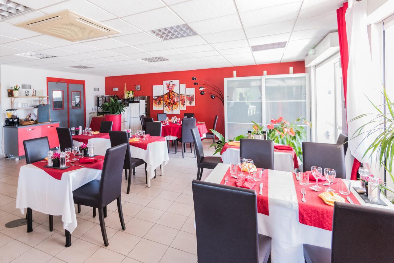 Le Grand Jardin Hotel Aujargues Luaran gambar
